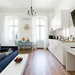 Vacation In * Budapest
