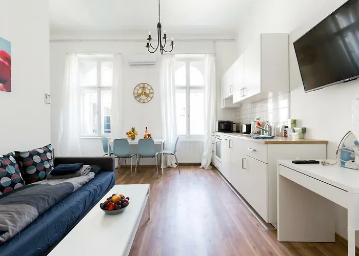 Vacation In * Budapest
